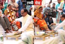 मध्यप्रदेश के मुख्यमंत्री शिवराज सिंह चौहान ने अपने जन्मदिन पर सफाई कर्मचारियों के पैर - चरण धोकर उनका सम्मान भी किया