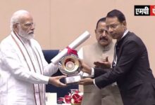 प्रधानमंत्री पुरस्कार से दतिया कलेक्टर संजय कुमार पुरस्कृत