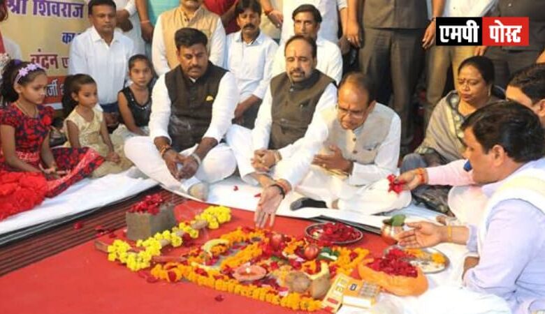 सर्वश्रेष्ठ और स्वच्छ नगर के रूप में भोपाल की पहचान मजबूत हो,सड़क निर्माण कार्य की साप्ताहिक समीक्षा करें