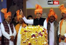 लोकतंत्र में कोई शासक नहीं, सब जनता के सेवक