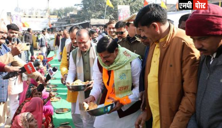 श्री रामराजा सरकार के दर्शन और पूजन के साथ प्रदेश की समृद्धि एवं खुशहाली की कामना की