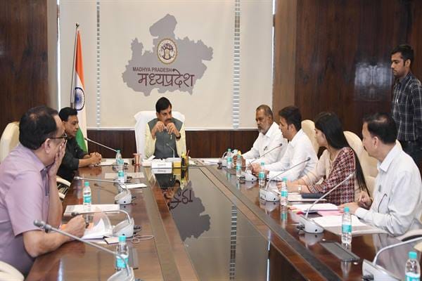 Samajik-Suraksha-Pension-सामाजिक सुरक्षा पेंशन इस विश्वास का अंतरण है कि सरकार हर घड़ी जरूरतमंदों के साथ है : मुख्यमंत्री डॉ. यादव