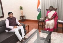 President-Draupadi-Murmu-राष्ट्रपति श्रीमती मुर्मु से मुख्यमंत्री डॉ. यादव की सौजन्य भेंट, स्मृति चिन्हों का हुआ आदान-प्रदान