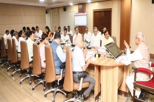 MP-Governor-सिकल सेल उन्मूलन प्रयासों को दें सघनता : राज्यपाल श्री पटेल