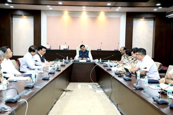 CM-MP-बेहतर कानून व्यवस्था के लिए वरिष्ठ अधिकारी भी रहें मुस्तैद : मुख्यमंत्री डॉ. यादव
