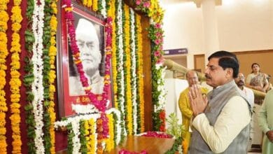 Kailash-Nath-Katju-मुख्यमंत्री डॉ. यादव ने पूर्व मुख्यमंत्री स्व. कैलाश नाथ काटजू की जयंती पर पुष्पांजलि की अर्पित