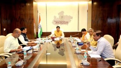 Metro-Rail-मेट्रो रेल यात्रियों की संख्या बढ़ाने के लिए पर्यटन विभाग का लें सहयोग : मुख्यमंत्री डॉ. यादव