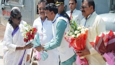 President-Draupadi-Murmu-राष्ट्रपति श्रीमती द्रौपदी मुर्मु का पवित्र नगरी ओंकारेश्वर आगमन पर आत्मीय स्वागत