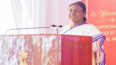 Vikas-Sanskrati-विकास और संस्कृति का संतुलन ही सशक्त और समृद्ध समाज की आधारशिला : राष्ट्रपति श्रीमती मुर्मु