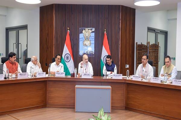 Union-Home-Minister-Shri-Shah-मुख्यमंत्री डॉ. यादव ने केंद्रीय गृह मंत्री श्री शाह सहित अन्य केंद्रीय मंत्रियों से की भेंट