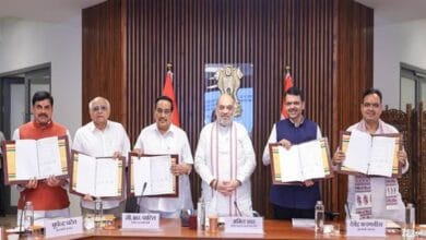 Union-Home-Minister-Shri-Shah-केन्द्रीय गृह एवं सहकारिता मंत्री श्री अमित शाह की मौजूदगी में नर्मदा अवार्ड लाभार्थी राज्यों महाराष्ट्र, गुजरात, राजस्थान और मध्य प्रदेश के बीच लंबित भुगतान के निपटारे पर ऐतिहासिक समझौता हुआ