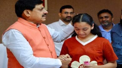 MP-Sarkar-मासूम बच्चों अव्यक्त और प्रेक्षा के परिजनों के साथ है सरकार : मुख्यमंत्री डॉ. यादव