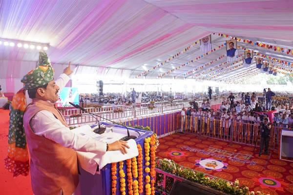 Ladli-Behna-Yojana-महिला सशक्तिकरण में लाड़ली बहना योजना क्रांतिकारी पहल : मुख्यमंत्री डॉ. यादव
