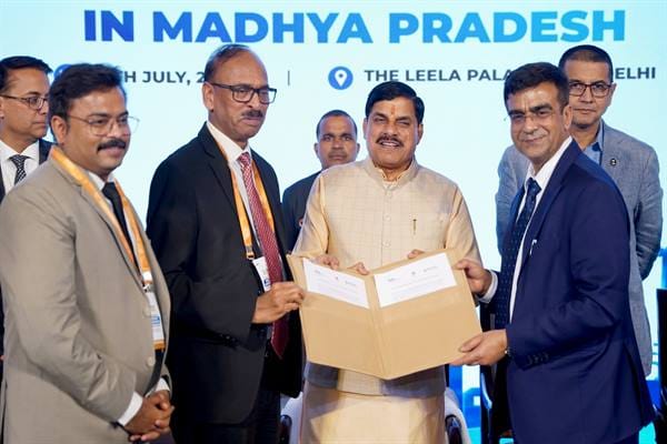 MadhyaPradesh-मध्यप्रदेश बना निवेशकों की पहली पसंद : दिल्ली के दो बड़े आयोजनों में ₹20,193 करोड़ के मिले निवेश प्रस्ताव