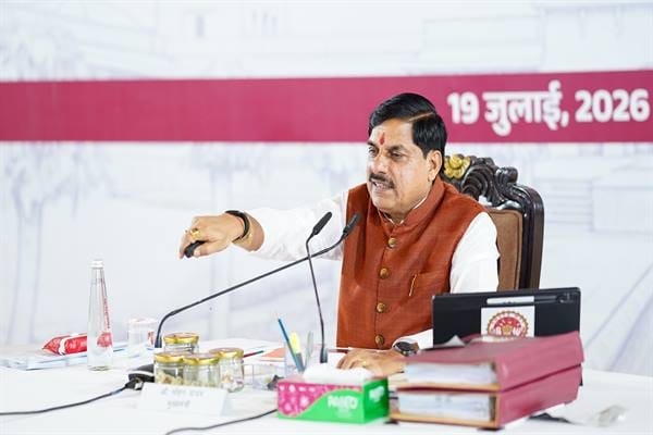 MP-Sarkar-राज्य सरकार हर परिस्थिति में किसानों के साथ है : मुख्यमंत्री डॉ. यादव