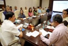 PRD-Review-व्यवस्थित ग्रामीण विकास और जनकल्याण कार्यक्रमों के प्रभावी क्रियान्वयन के लिए पंचायतों को सशक्त बनाना आवश्यक : मुख्यमंत्री डॉ. यादव