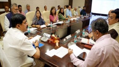 PRD-Review-व्यवस्थित ग्रामीण विकास और जनकल्याण कार्यक्रमों के प्रभावी क्रियान्वयन के लिए पंचायतों को सशक्त बनाना आवश्यक : मुख्यमंत्री डॉ. यादव