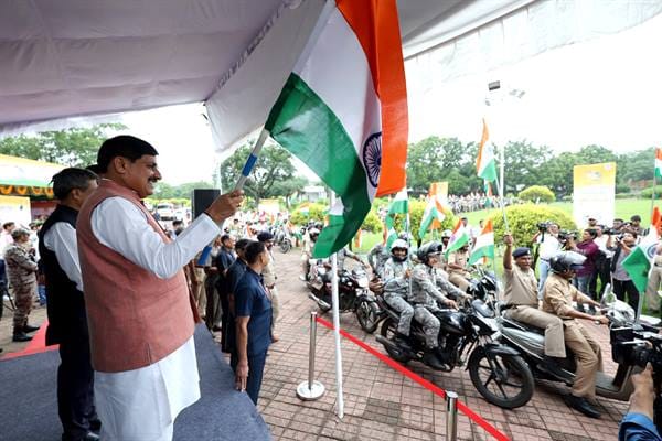 Har-Ghar-Tiranga-राष्ट्रभक्ति और जनभागीदारी का उत्सव बन चुका है हर घर तिरंगा, घर-घर तिरंगा अभियान : मुख्यमंत्री डॉ. यादव