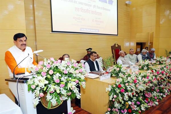 CM-MP-समय की मांग के अनुरूप युवा हो रहे हैं शिक्षित-प्रशिक्षित : मुख्यमंत्री डॉ. यादव
