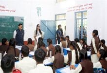 CM-MP-School-मुख्यमंत्री डॉ. यादव लांजी के विद्यालय में मिले विद्यार्थियों से, निभाई शिक्षक की भूमिका