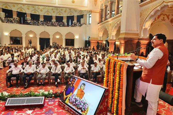 CM-MP-गौरवशाली-प्राचीन स्थापत्य आज भी नये प्रयोग की प्रेरणा देती है : मुख्यमंत्री डॉ. यादव