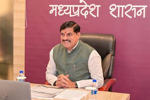 Balram-Krishi-Utsav-किसानों को उन्नत कृषि तकनीक, गुणवत्तापूर्ण बीज और बेहतर कृषि सुविधाएं उपलब्ध कराकर उनकी आय में वृद्धि की जाए : मुख्यमंत्री डॉ. यादव