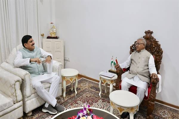 CM-MP-मुख्यमंत्री डॉ. यादव ने राज्यपाल श्री पटेल से की सौजन्य भेंट