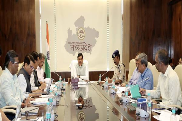 Collectors-Commissioners-Review-मुख्यमंत्री डॉ. यादव ने कलेक्टर्स-कमिश्नर्स, एसपी-आईजी के साथ की समीक्षा बैठक