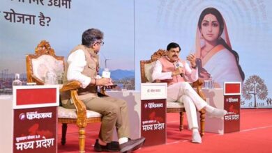 Sushasan-Samvad-बहनों, किसानों, गरीबों को दी जा रही आर्थिक सहायता समाज के सशक्तिकरण में महत्वपूर्ण : मुख्यमंत्री डॉ. यादव